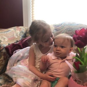 Meet your Posher, Lauren